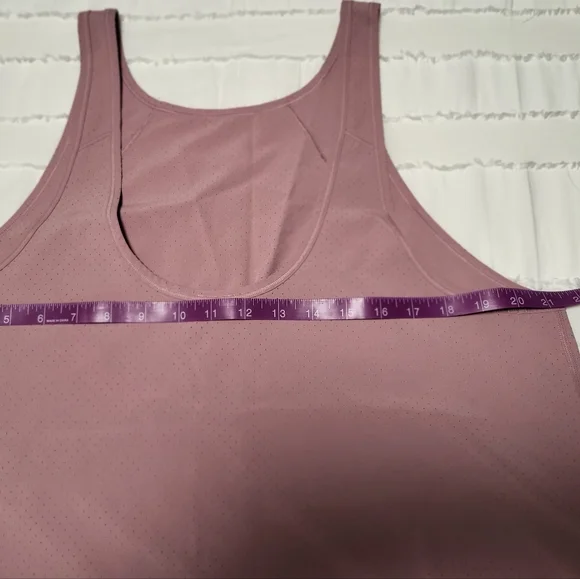Lululemon mauve Sculpt II Tank Top - Picture 8 of 8